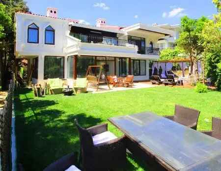 Buy Villa in Buyukcekmece  Istanbul - Turkey villas for sale