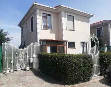 Bargain Duplex Villa in Silivri - Buy a villa in turkey