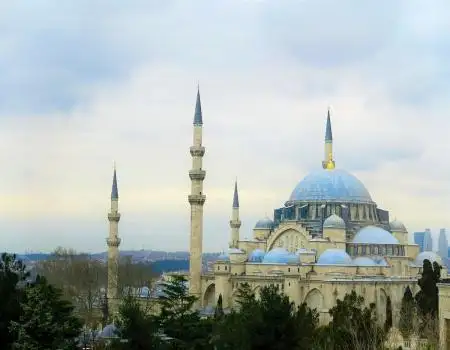 Unveiling the Spiritual Splendor of Istanbul’s Famous Mosques